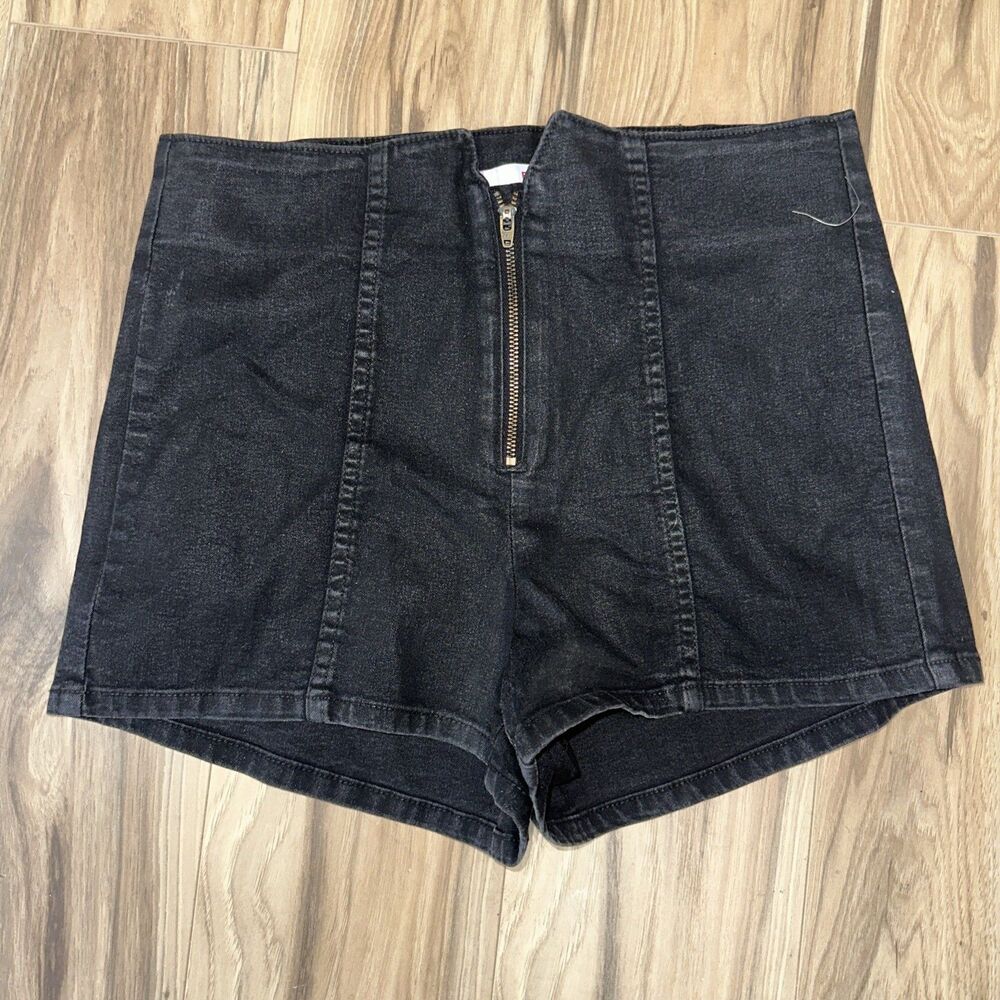 Women's Black High Rise Bongo Denim Jean Shorts Size 15 Euc Zipper Fly Euc Basic